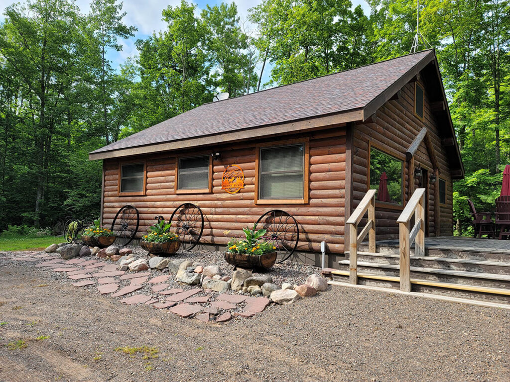 Moos Ridge Cabin Rental